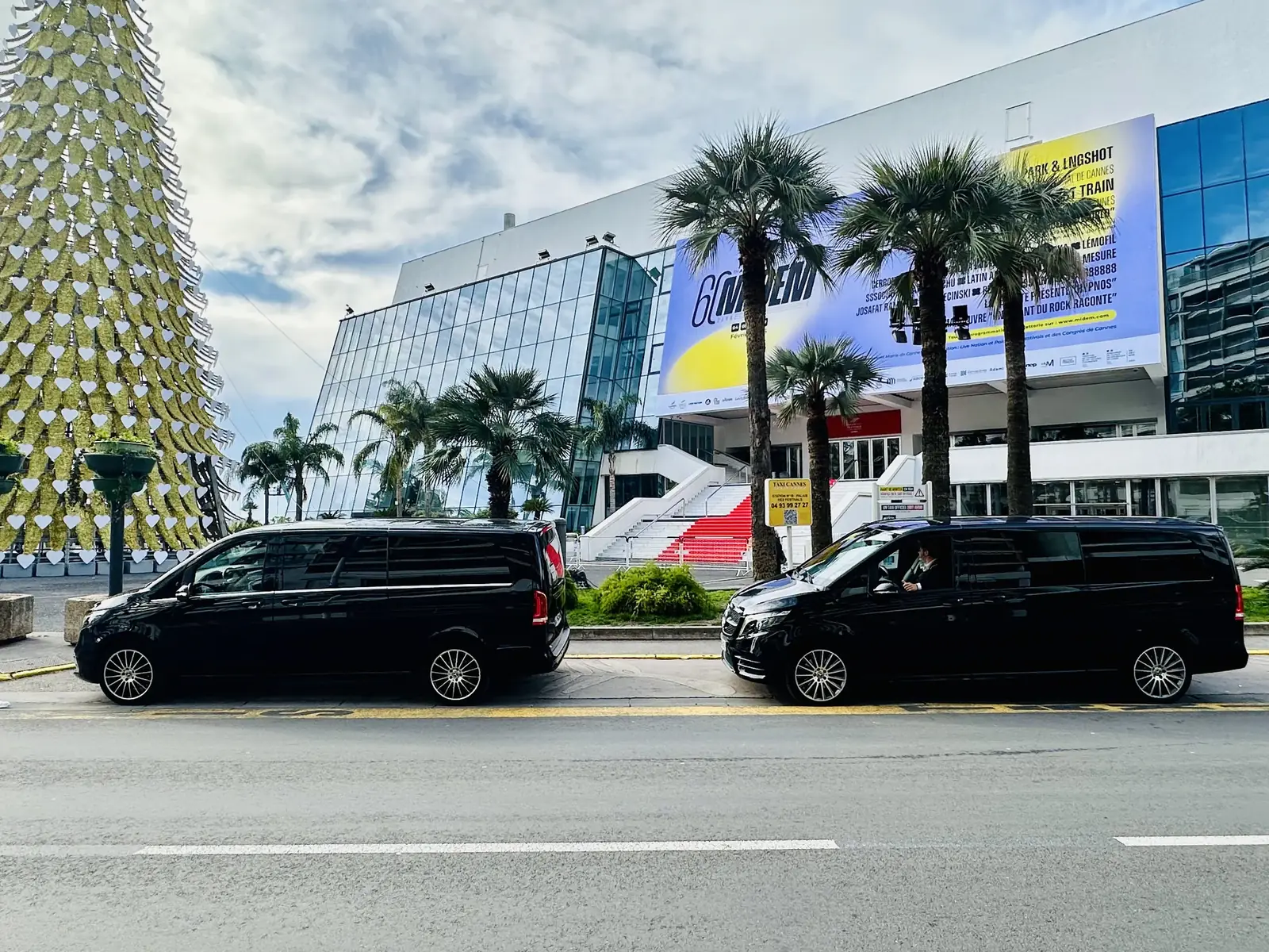 Chauffeur privé à Cannes : Mercedes sur la Croisette